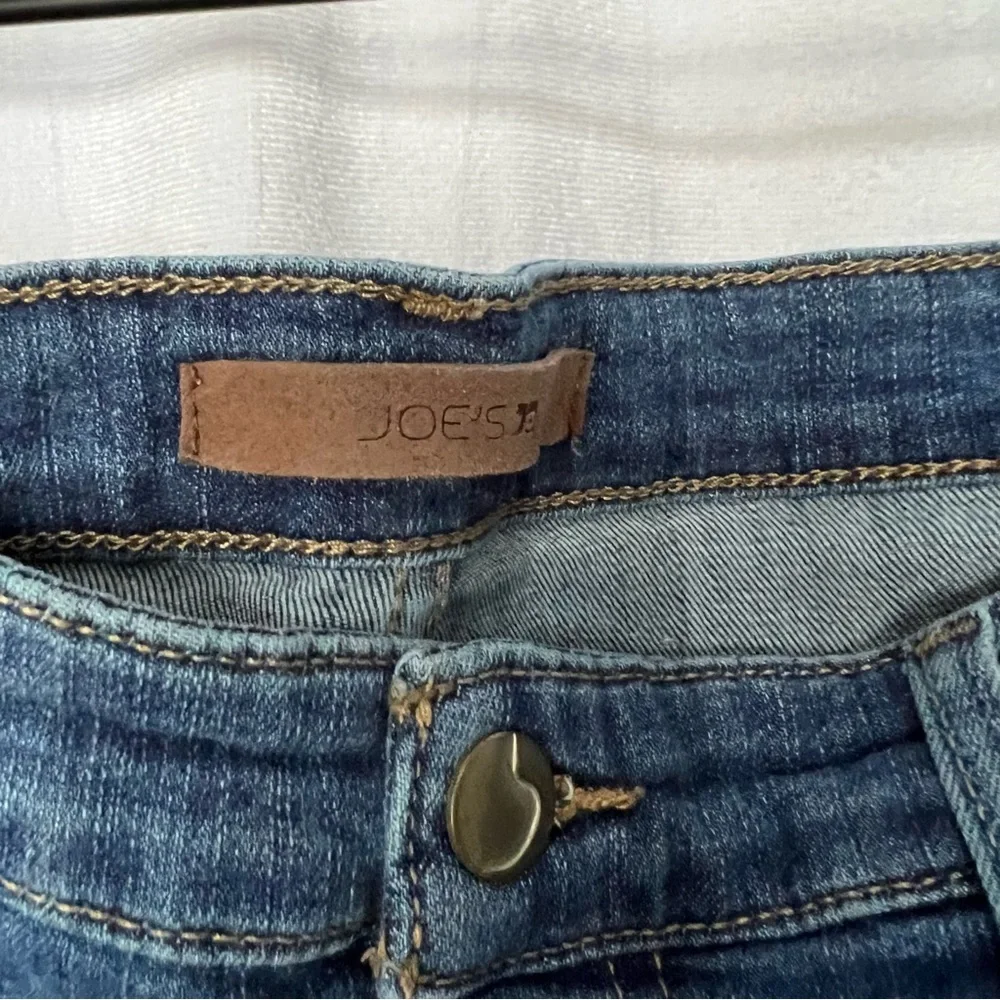 Joe's Jeans High Rise Skinny  Medium Wash Denim Size 32 - Picture 2 of 15